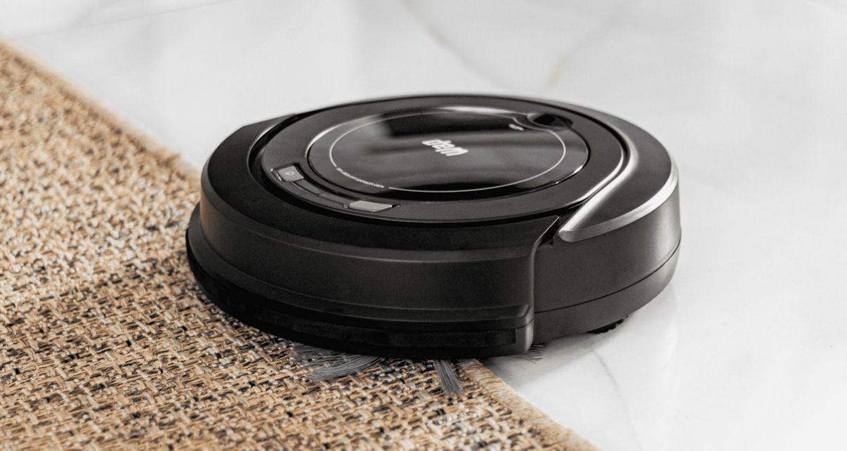 Robô Aspirador Robot W90 Varre Aspira E Passa Pano 30w Wap Cor Preto