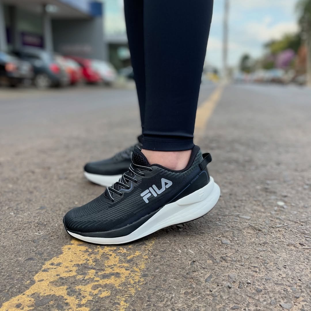 Tênis Feminino Fila Striker