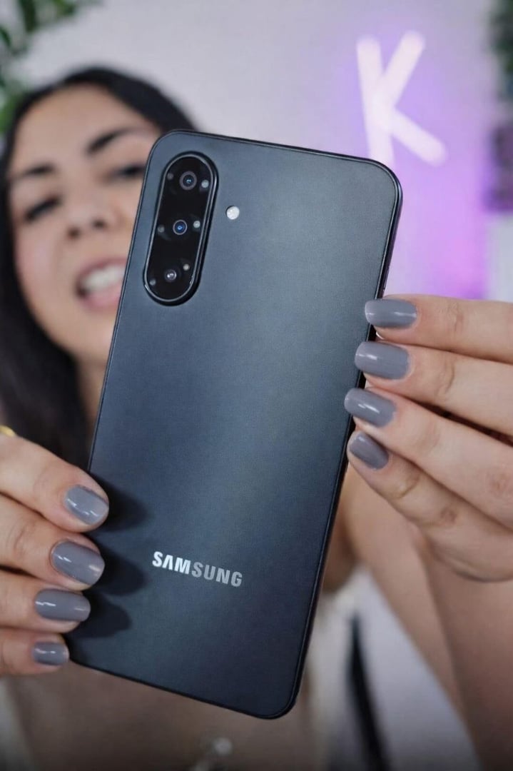 Celular Samsung Galaxy A17 Com Ia, 128gb, 4gb Ram, Câm De 50mp, Tela De 6.7 , Nfc, Ip54 - ...