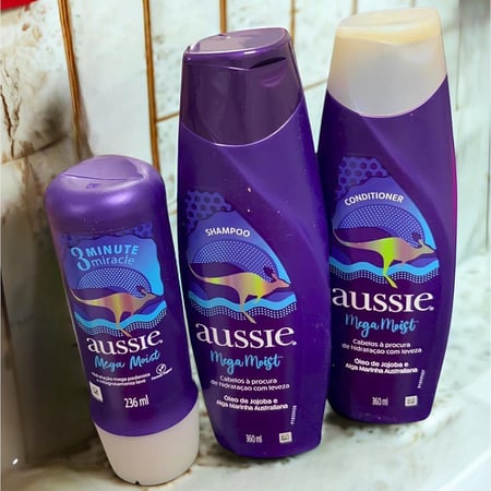 Kit Aussie Mega Moist Super Hidratação Shampoo 360ml e Condicionador 360ml e 3 Minutos Mil...