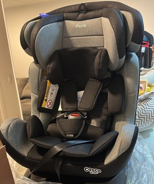 Cadeirinha para Auto Cosco Kids Pluris Reclinavel 3 Posições 0 a 36kg - Cinza ou Preto