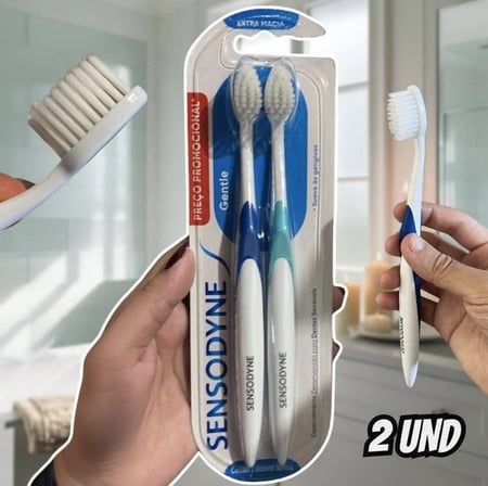 Sensodyne Escova de Dente Extra Macia Gentle, para Dentes Sensíveis, Suave às Gengivas, 2 ...