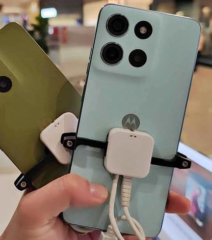 Motorola G15 128GB 12GB Ram Boost Câm. Dupla 50MP Ai 5200mAh Tela Fhd+ 6.7" Superbrilho