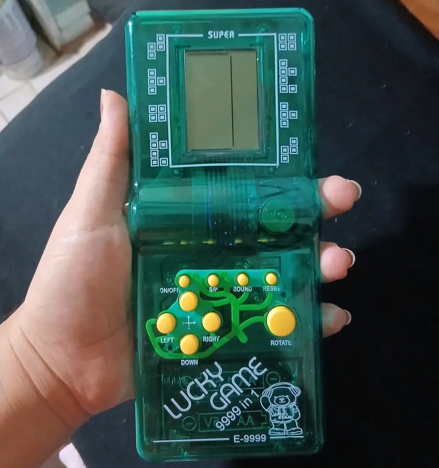 Mini Games Portátil Mão Eletrônico Jogos Passa Tempo +pilha