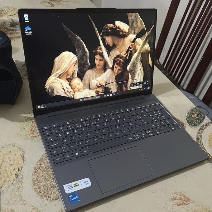 Notebook Lenovo IdeaPad Slim 3 Core i5-13420H 8GB 512GB SSD Tela 15.3" Touch Screen - 83NS...