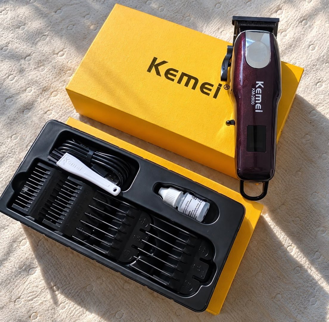 Maquina Kemei Km-2606