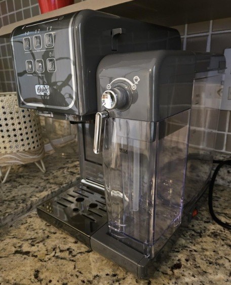 Cafeteira Espresso Oster PrimaLatte Touch - 127V