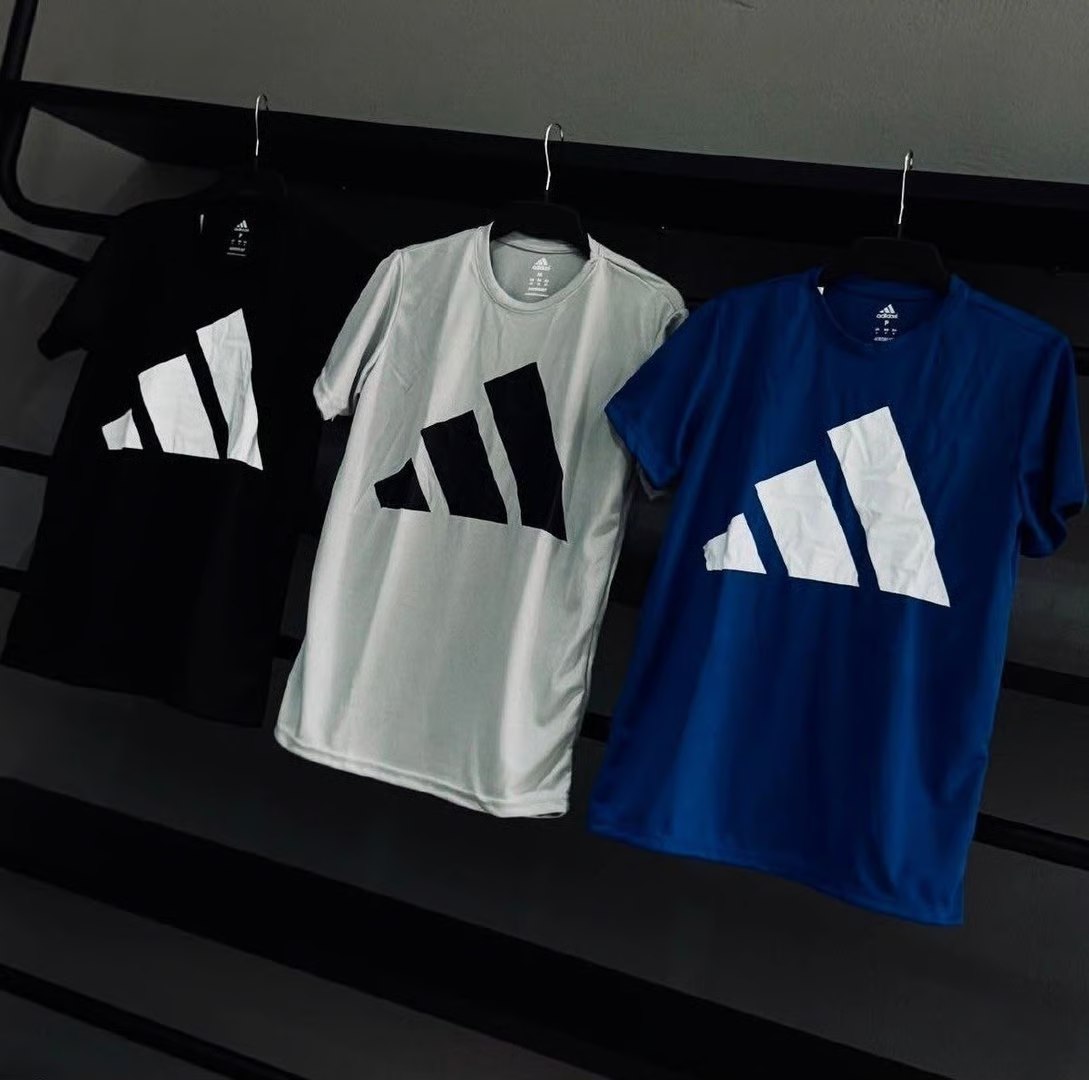 🤓Camiseta Essentials Big Logo adidas