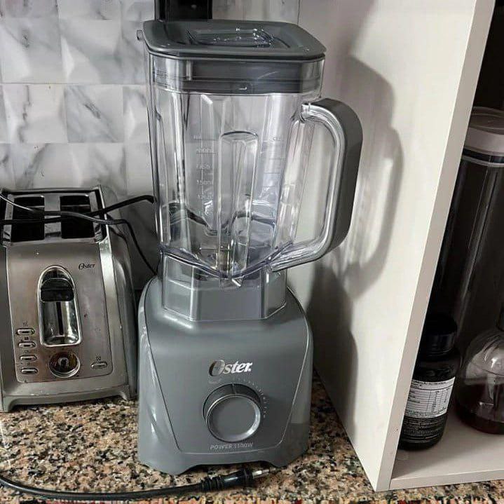 Liquidificador Oster 1100 Full 3,2L Cinza OLIQ606-127