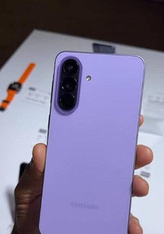Samsung Galaxy A57 256 gb e 8 Ram Dual Sim Lilás
