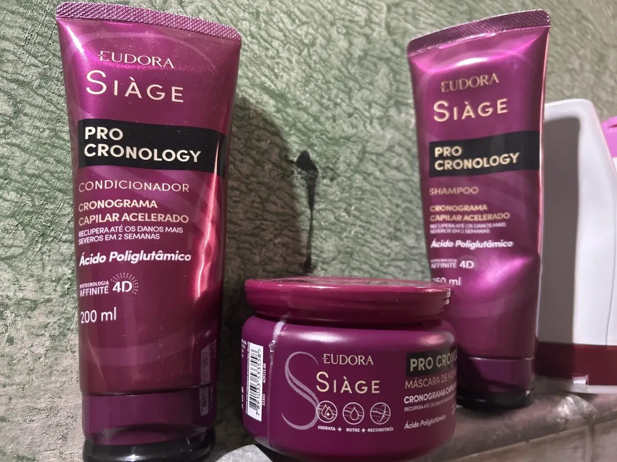 Shampoo, condicionador e máscara Eudora Siàge Pro Cronology hidratação de 450ml
