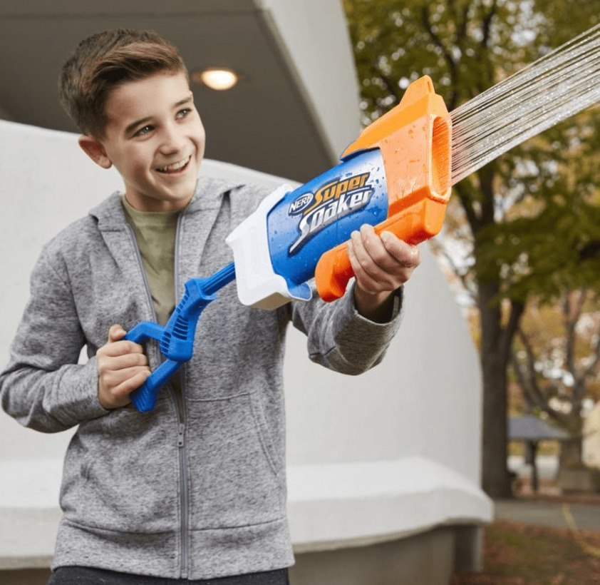 Nerf, Lançador de Água, Super Soaker, Rainstorm - Jato Forte, Fácil de Encher e Lançar, Capacidade de 650 ml - A partir de 6 Anos
