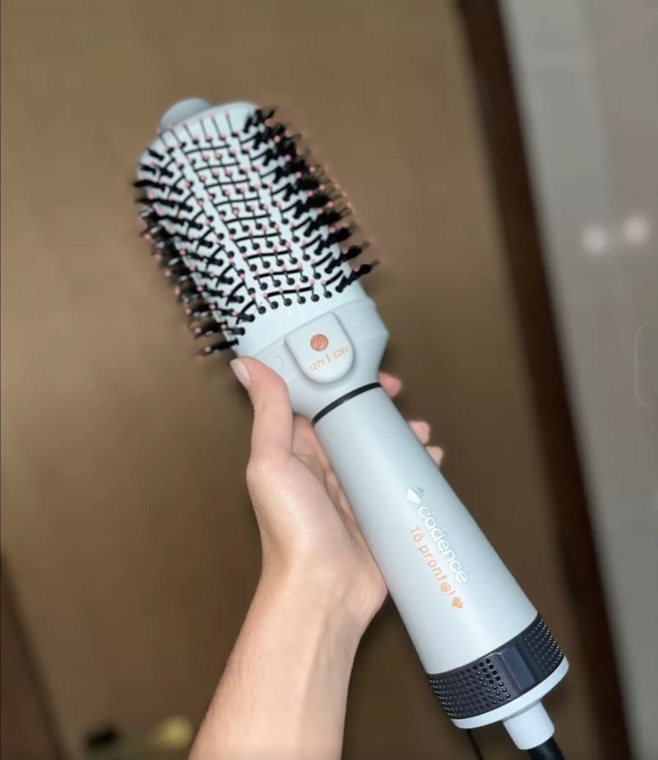 Escova Cadence Secadora Alisadora Volumizadora Esc710-biv Cinza 127/220v