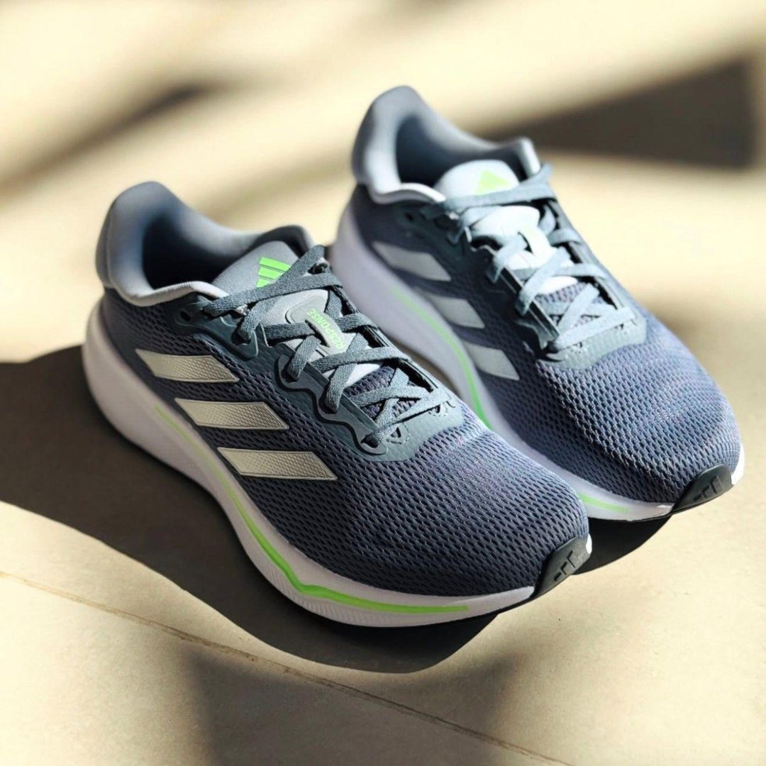 Tênis Response adidas