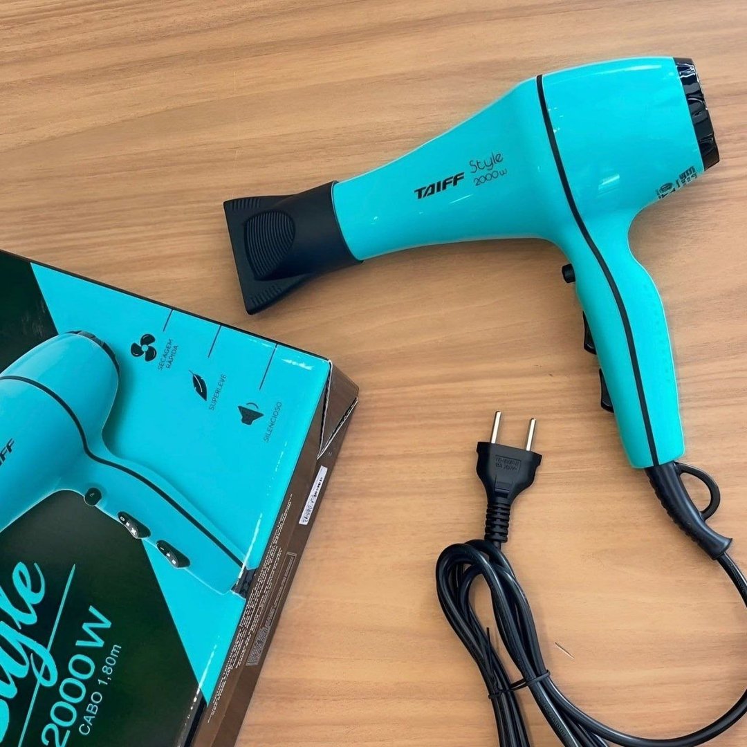 Secador De Cabelos Leve, Ergonômico E Potente Cor Azul-tiffany 127v