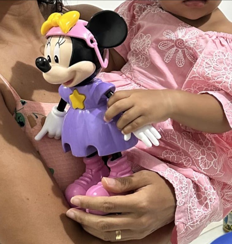 Boneca Minnie Patinadora