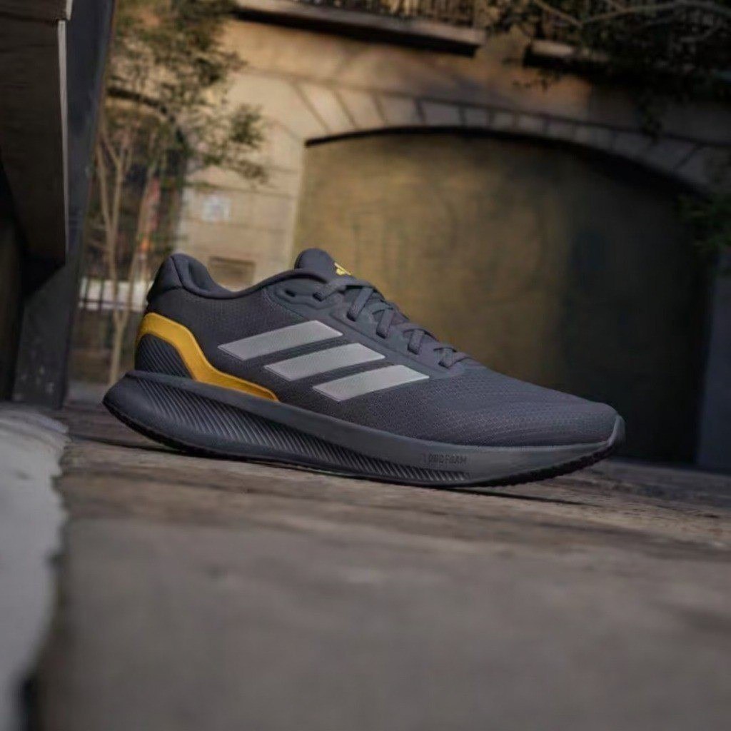 Tênis Masculino Runfalcon 5 Cinza Jq6979 adidas Auon/ironmt/luta Lisa 38 Br