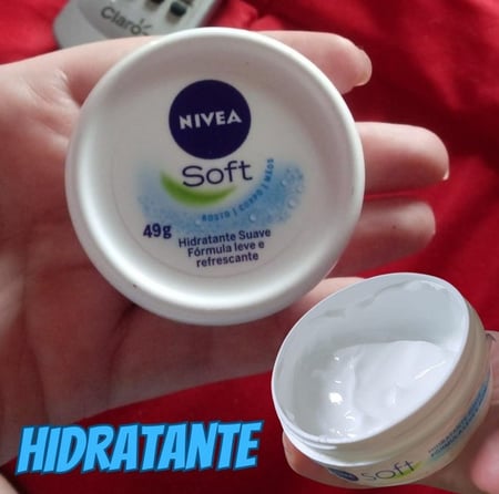 NIVEA Creme Hidratante Soft 97g - Hidratação suave e textura leve de rápida absorção que d...