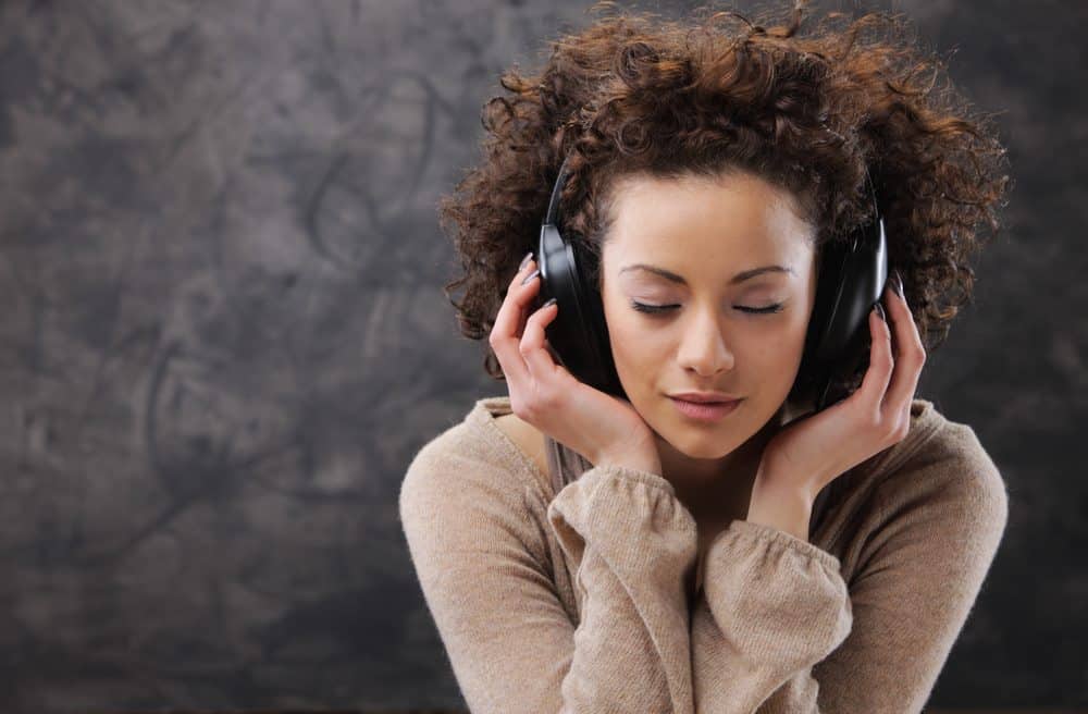Guia Prático para Selecionar o Fone de Ouvido Ideal com Cancelamento de Ruído