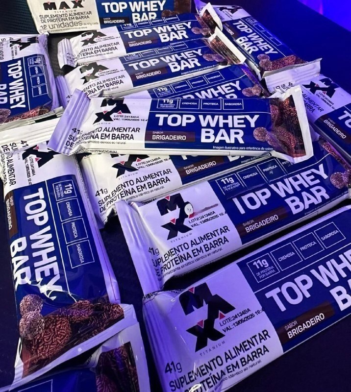 Max Titanium Top Whey Bar - 12 Unidades De 41G Brigadeiro -