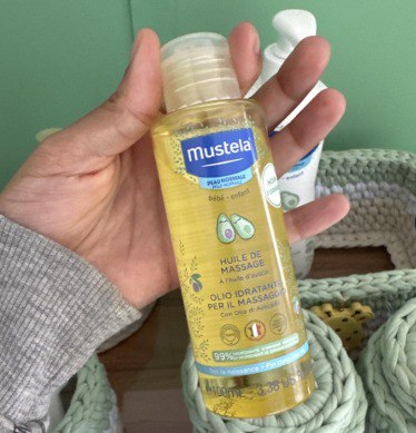 Mustela Óleo de Massagem Hidrata a pele dos bebês 99% ingredientes de origem natural - 100...