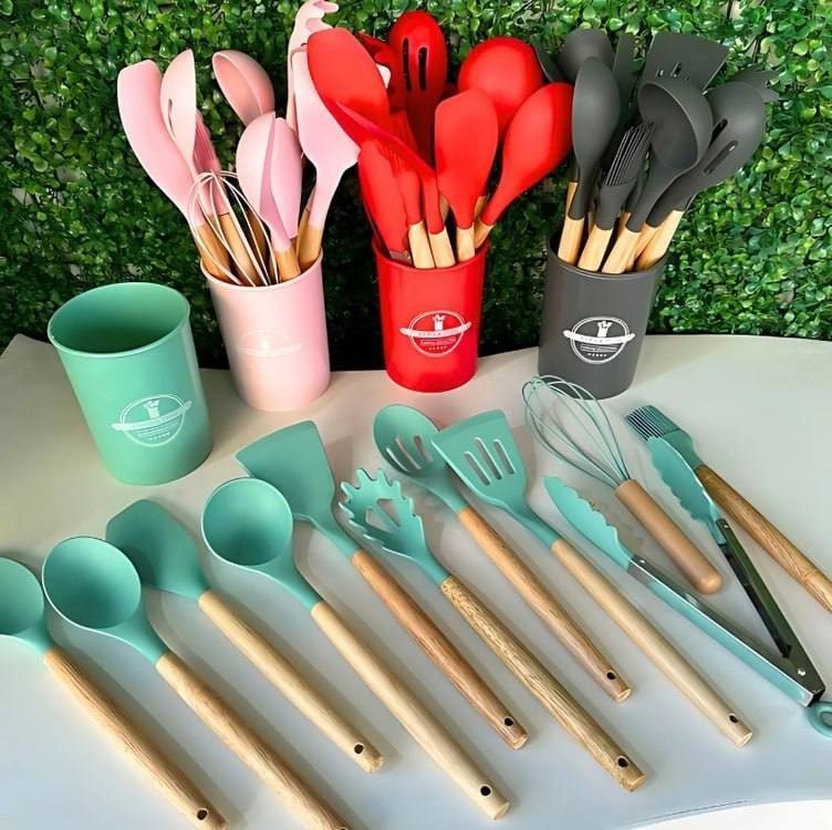 Kit C/12 Utensílios De Cozinha Silicone Cabo Madeira