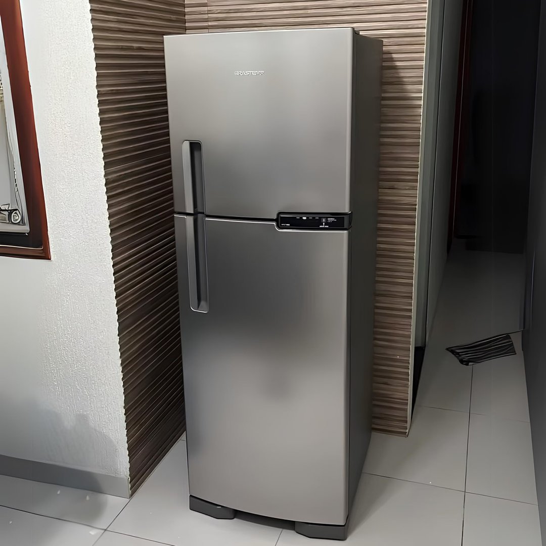 Geladeira Brastemp Frost Free Duplex 375 Litros com Compartimento Extrafrio - BRM44HK