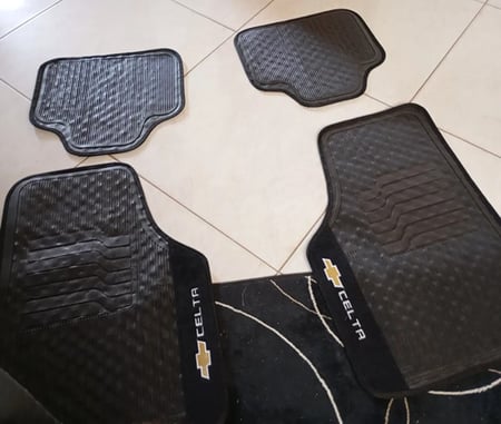 Kit Jogo Tapete Automotivo Carro Chevrolet Borracha