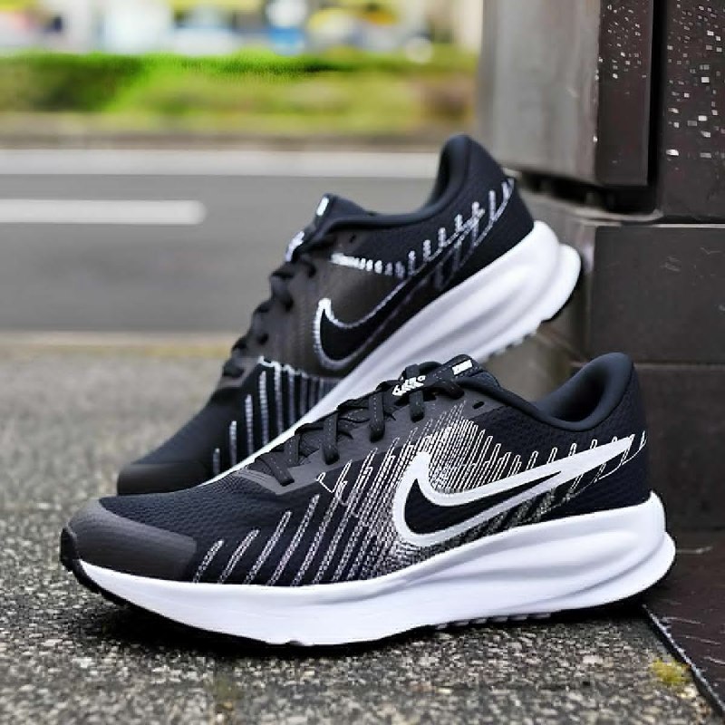 Nike Run Defy