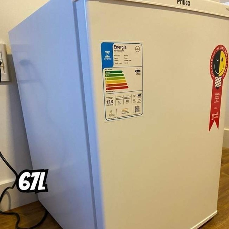Frigobar Philco Pfg85b 68 Litros Porta Reversível Cor Branco 127v