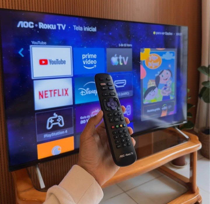 Smart TV 50" AOC 4K UHD DLED Série 6125 Roku TV Compatível c/Google Assistant Alexa Apple Homekit