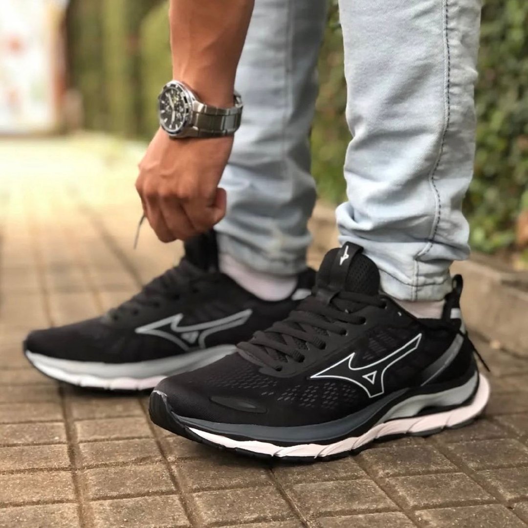 Tênis De Corrida Masculino Mizuno Wave Dynasty 5