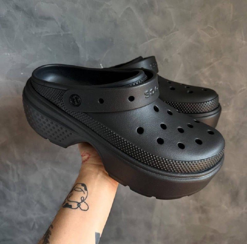 Sandália Crocs Stomp Clog Black