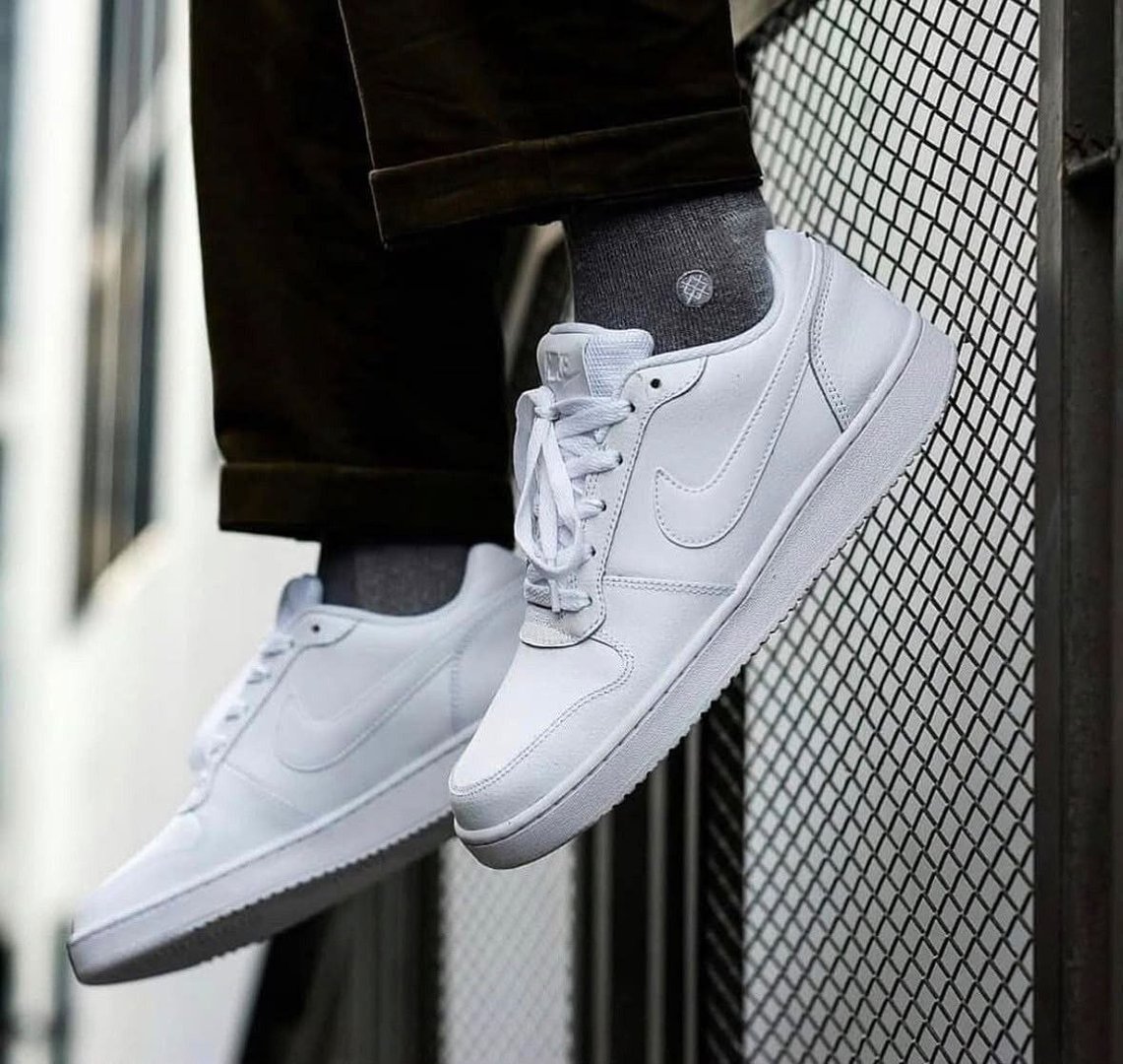 Tênis Nike Ebernon Low