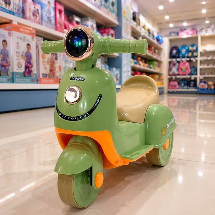 Triciclo Infantil Lambreta Com Música Scooter Bubbly Q1verde Verde