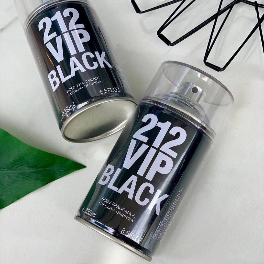 Carolina Herrera 212 Vip Men Black - Body Spray 250ml Blz Única
