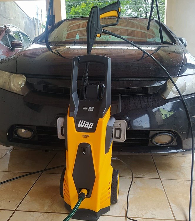 Lavadora de Alta Pressão Wap Líder 2200 Ultra 1800 Libras 1750W Mangueira 5 metros - 110v/220v