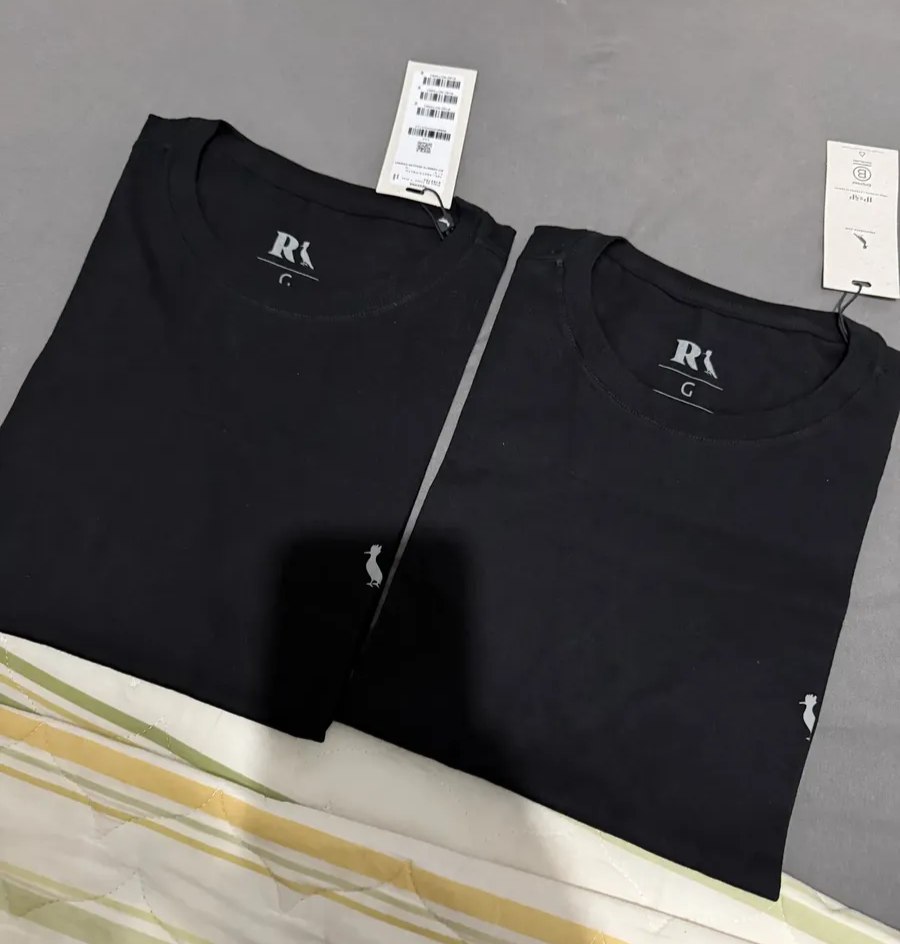 Kit 2 Camiseta Reserva Regular Essence  Marinho / Preto / Branco - Tam. P ao GG