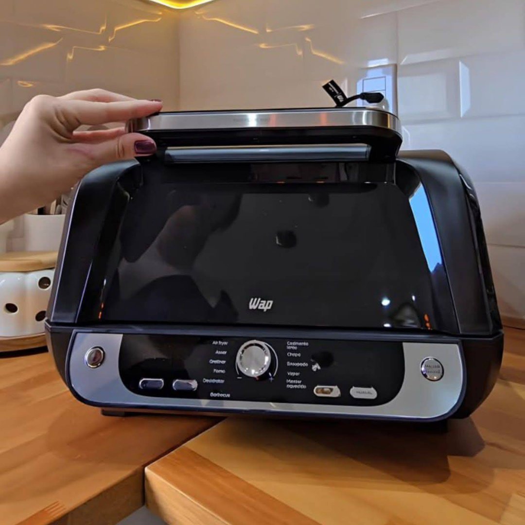 Fritadeira Elétrica Air Fryer WAP Barbecue com Painel Digital e 12 Funções 220V